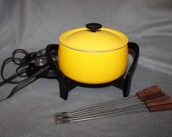 Vintage West Bend Electric Fondue Pot
