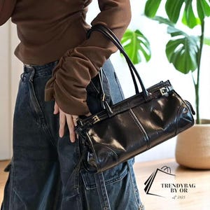 Vintage Ledertasche Baguette | Weicher Luxe Boston Style | Motorrad inspirierte Crossbody | Premium gewachste Ledertasche
