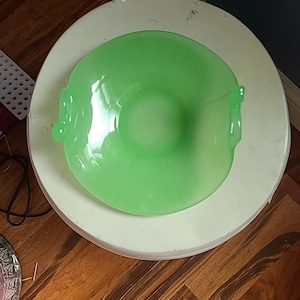 Fenton Jade Doppel-Delphin-Kartenhalter 16,6 x 2,5
