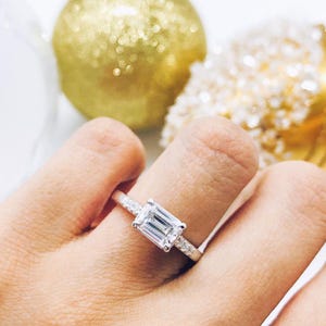 East West Emerald Ring, Emerald Diamond Engagement Ring, 14K Yellow Gold Anniversary Gift, Personalized Ring for Women, Wedding Jewelry