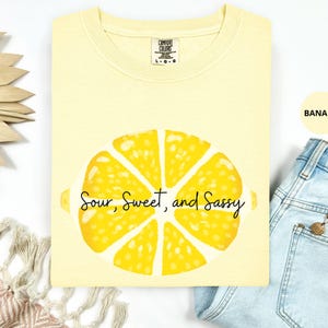 Comfort Colors Fruit Shirt, Lemon Coquette Shirt, Cottagecore Summer T-Shirt, Vintage Citrus Tee, Lemons Tshirt, Girly Beach Vacation Shirt