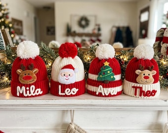 Personlig julmössa för barn med namn, pompommössa för småbarn, stickad mössa med eget namn, julklapp för barn, matchande familjejul