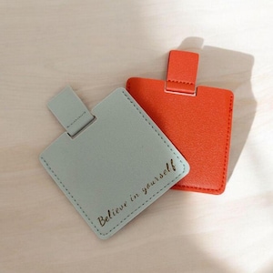 Specchio compatto personalizzato con rivestimento in similpelle, regalo con nome personalizzato, regalo nuziale, regalo aziendale, regalo di nozze
