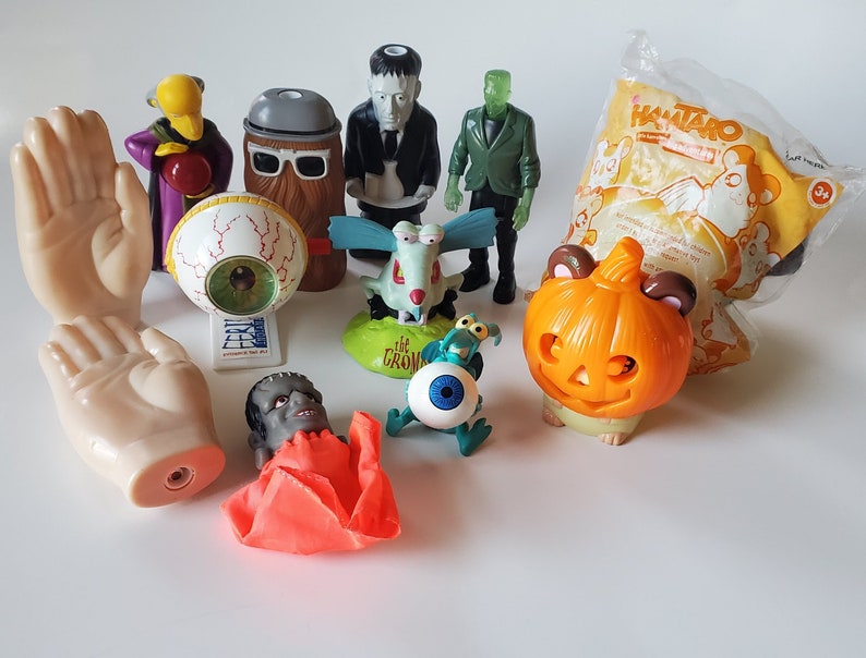 Jouets vintage pour enfants d'Halloween Halloween rétro, jouets de repas BK McDs, des bonbons ou un sortilège, décorations de gâteau, fournitures créatives image 1