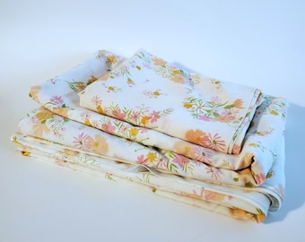 Vintage Floral TWIN Flat Sheet - Retro Bedding, Sewing Fabric, Cannon Monticello, White Orange Pink & Green Flowers, bedroom decor