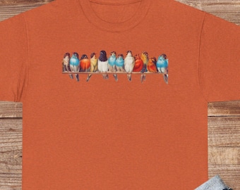 Camiseta "Pájaros en el alambre": Camiseta de cuello redondo para amantes de la naturaleza