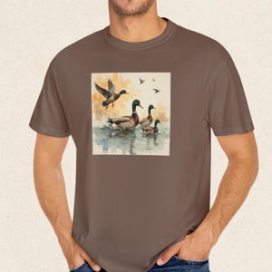 Vintage Look Mallard Duck T-Shirt | 90s Naturecore Aesthetic | Flying & Swimming Ducks Tee