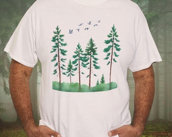 Camiseta con diseño de pino en acuarela: camiseta con estampado de paisaje forestal