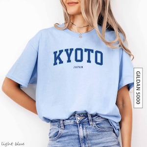 Kyoto Giappone T-Shirt Regalo per gli amanti dei viaggi in Giappone Maglietta grafica Regalo per i fan di Kyoto TShirt Regalo souvenir di viaggio di Kyoto GILDAN 5000 T-Shirt