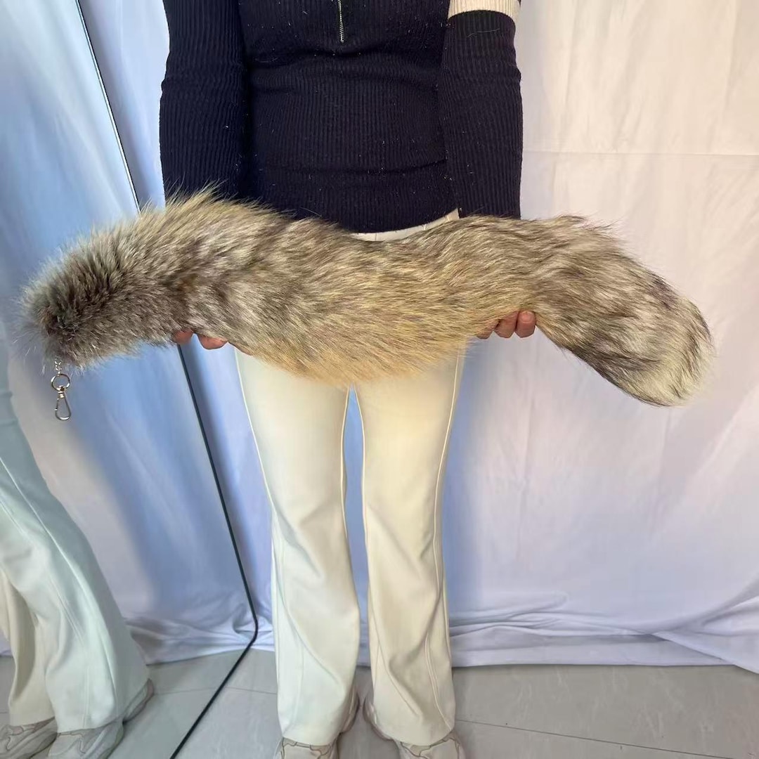 27" Fox Tails, Ethical Taxidermy Therian Tail Cosplay: Gray Gold, Clip ...