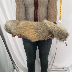 Rabo de raposa natural de 17&quot;-18&quot;: acessório para cosplay loiro e cinza
