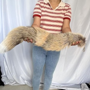 26&quot; to 27&quot; Super Long Fluffy Fox Tails Natural Fox Tails Gray Ombre Cosplay Fox Tails Cosplay Tails Decorative Tails with Keychain