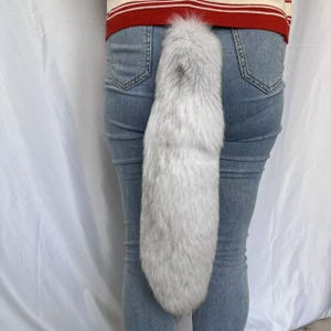 17" Fox Tails, Ethical Taxidermy Therian Tail cosplay: Jasnoszary, Clip On, Brelok, Prawdziwe ogony
