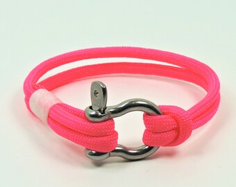 Neon Pink Sailboat Shackle Paracord Bracelet