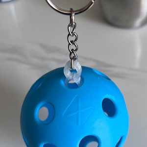 pickle ball key chain holder (2 sizes)