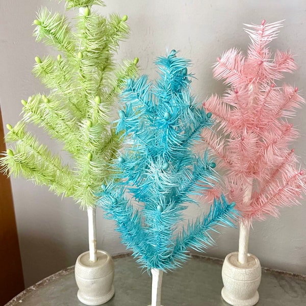 Rare Collectable Vintage Pastel Feather Tree Spring & Easter Decorations by Dee Foust Bethany Lowe Holiday Collectables Home Decor