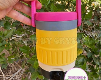 Can Cooler | Soda Can Holder with Spout, Handle - Teacher