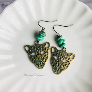 Leopard earrings, Turquoise Earrings, vintage style earrings, wild life, jungle animal, animal lover gift, Holiday gift, Thank you gift
