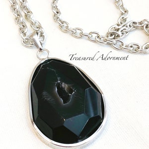 Black Faceted Druzy Agate Necklace, Silver tone Chain, Valentines Day gift, Statement piece,  Pink Gemstone Necklace, Birthday gift