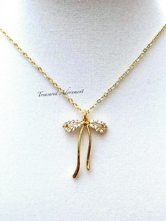 Collana Donna RIZILIA Con Ciondolo Fiocco In Zirconia Cubica – Placcata Oro Bianco 18K, Pietre CZ Taglio Diamante – Elegante E Moderna - 3
