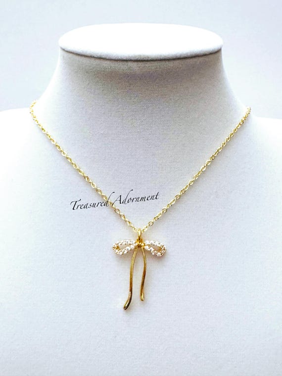Collana Damiani Fiocco in oro bianco e diamanti
