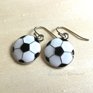 Soccer ball earrings, Soccer Earrings, Enamel Soccer ball, Thank you gift, Soccer coach, FIFA, World Cup Soccer Earrings, Soccer girl gift
