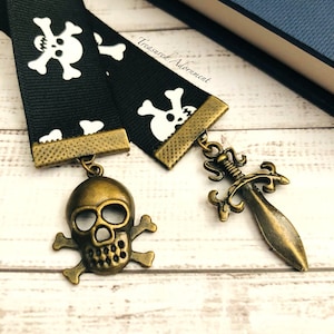Marcador, Marcador de piratas, Espada de cráneo y huesos cruzados, Bronce antiguo, Marcador de cinta, Fiesta de cumpleaños de piratas del Caribe
