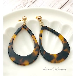 18K Gold Plated Earrings, Tortoise Shell Earring, Teardrop Earrings, Resin Earrings, Brown Tortoise shell, Leopard Earrings, Fall earrings