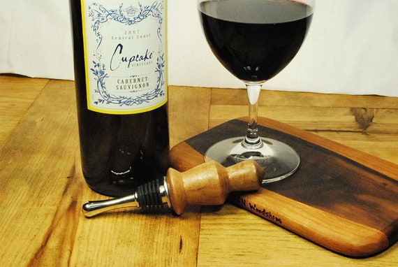 Wine Lovers Wine Stopper Wine Cork great gift for him or her, housewarming, a fantastic gift idea