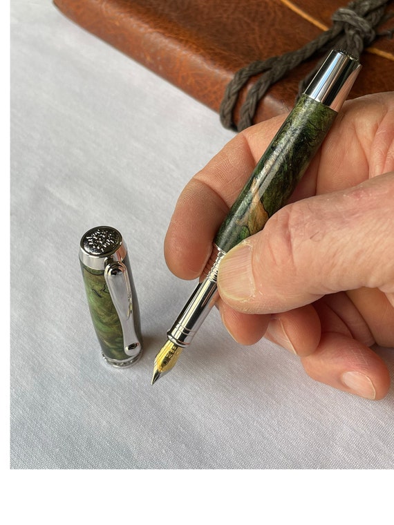 Luxury Fountain Pen Green Maple Burl Wood | Black Titanium and Rhodium Gift Pen