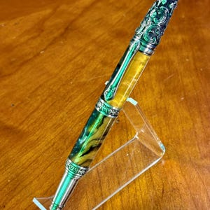 Caneta esferográfica artesanal de inspiração vitoriana – Acrílico da Corrida do Ouro com estanho antigo – Presente de luxo para escritores ou colecionadores