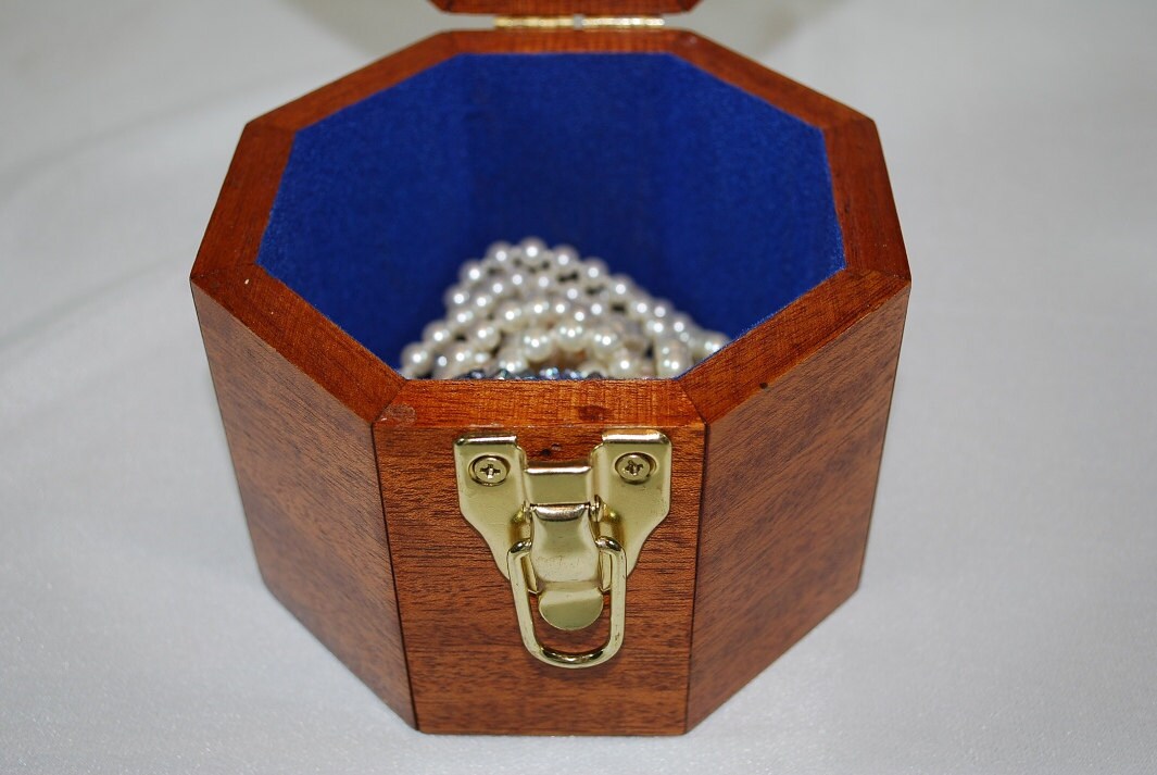 Treasure Jewelry Box, Handmade Wood, Mahogany Quilted Maple, Trinket