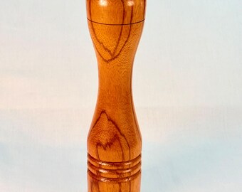 Molinillo de pimienta artesanal de madera de cebra, mecanismo de molienda de cerámica, molinillo de especias de cocina.