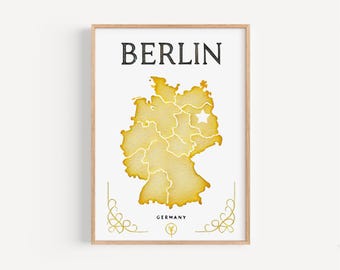 Może przedstawiać: Drukowany plakat z mapą Berlina, Niemcy, wykonaną w technice akwareli w kolorze złotym. Na plakacie widnieje napis "BERLIN" czarnym kolorem u góry i "NIEMCY" czarnym kolorem na dole.