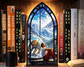 Funny Project Hail Mary Book Nook, Rocky and Dr Grace Candle Decoration, Sci Fi Book Gift Bookshelf Decor Stained Glass