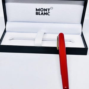 Bolígrafo de lujo Montblanc con elegante estuche de regalo y envío gratuito a todo el mundo.