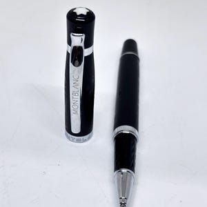Bolígrafo de lujo Montblanc con elegante estuche de regalo y envío gratuito a todo el mundo.