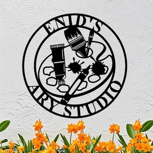 Arte mural con herramientas de pintura personalizadas, letrero personalizado con el nombre del pintor, letrero de metal para estudio de arte, letrero para sala de pintura, decoración de estudio de arte, regalo para pintor