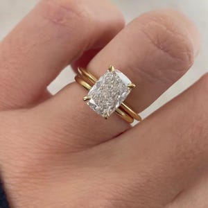 4 Carat Lab Diamond Ring, 4 CT Elongated Cushion Diamond, Elongated Cushion Cut Engagement Ring / 14k Yellow Gold, 14kt Engagement Ring