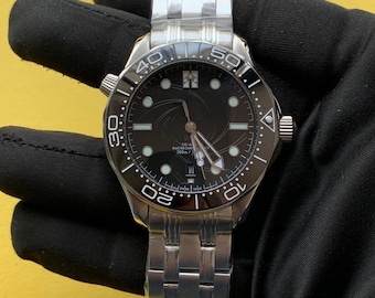 Vintage Seamaster Diver 300 James Bond 42mm Black Ceramic Steel Swiss Automatic Watch