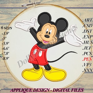 Op de afbeelding: Een rood en zwart Mickey Mouse applicatiedesign in een ronde borduurring. Het ontwerp is verkrijgbaar in zes maten, variërend van 3,9 inch tot 8,9 inch.