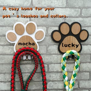 Personalized Paw Print Leash Holder – Custom Dog Leash and Collar Organizer, Wooden Wall Hook for Pet Essentials, Gift for Pet Lovers