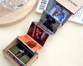 Álbum de fotos personalizado com caixa deslizante, lembrança de madeira gravada.