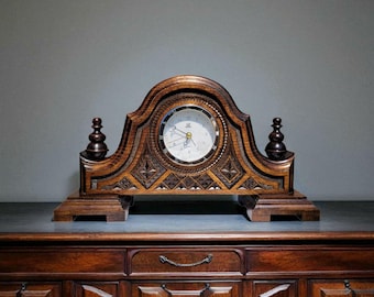 アンティークのセス・トーマス ウォールナット製マントル時計（天使像