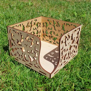 Laser-Cut Wooden Napkin Holder: Rustic Floral Table Decor
