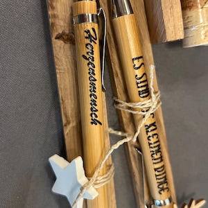 Kugelschreiber mit tollem Spruch, Motivationskugelschreiber, Geschenkidee, Kleinigkeit,  Bambus-Kugelschreiber mit Sprüchen, Klötzchen,
