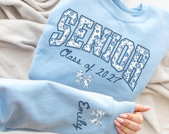 Custom Senior 2027 Sweatshirt, Personalized Class of 2027 Shirt, Coquette Senior 2027 Sweatshirt, Graduation Gift, Senior Mom Sweatshirt
