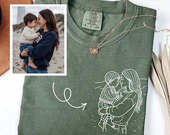 Comfort Colors® Custom Photo Mama Shirt, Custom Mama Photo Portrait, Custom Mom Photo Shirt, Mothers Day Gift, New Mom Shirt, Grandma Gift