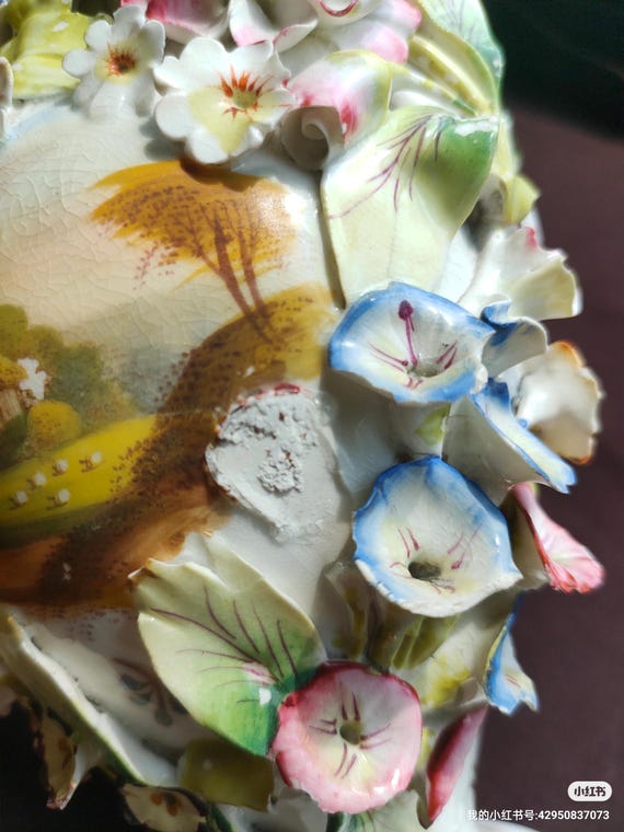 アンティーク コールポート磁器花瓶：ロココ調の花模様のペア - Etsy 日本