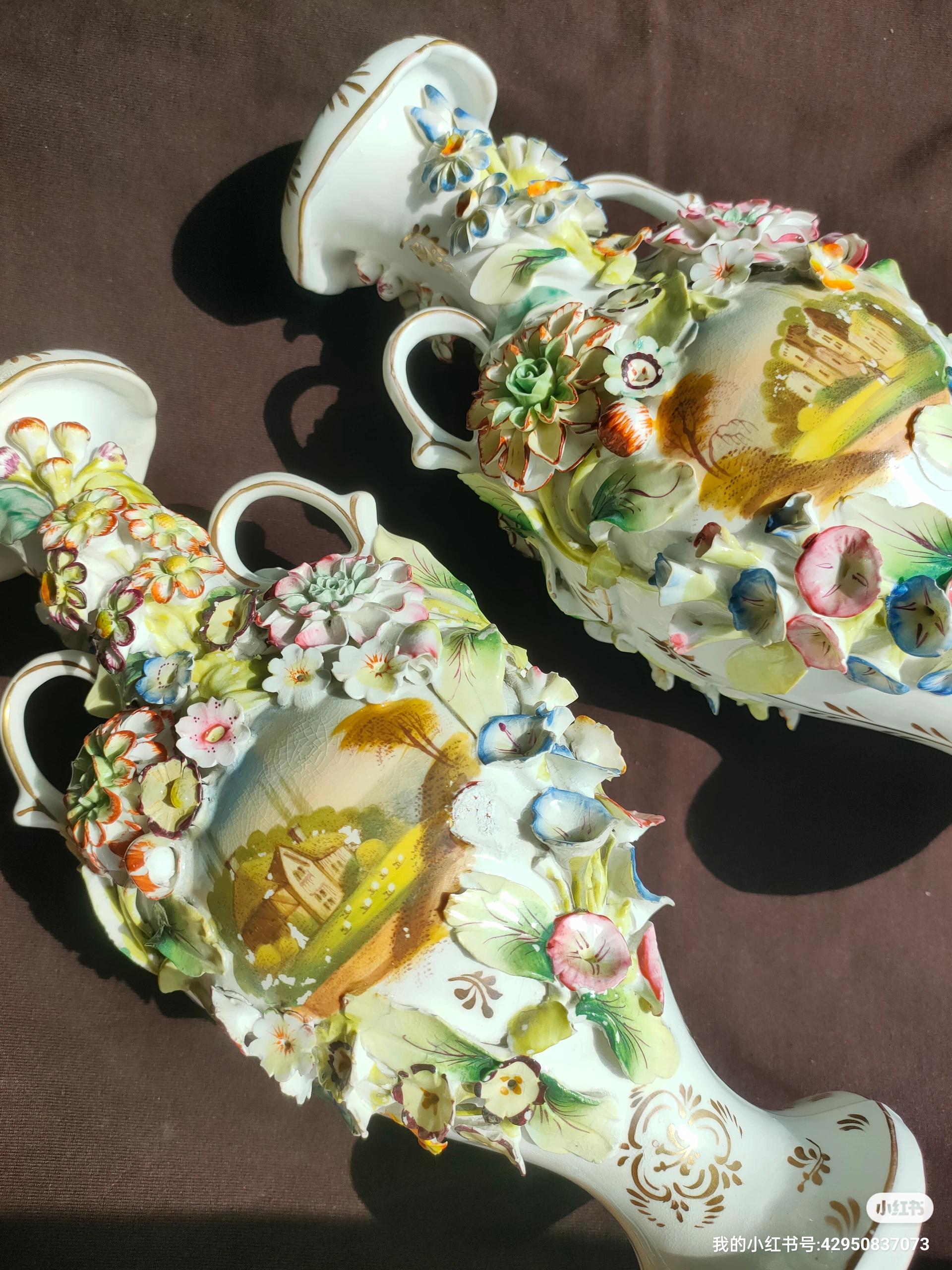 アンティーク コールポート磁器花瓶：ロココ調の花模様のペア - Etsy 日本